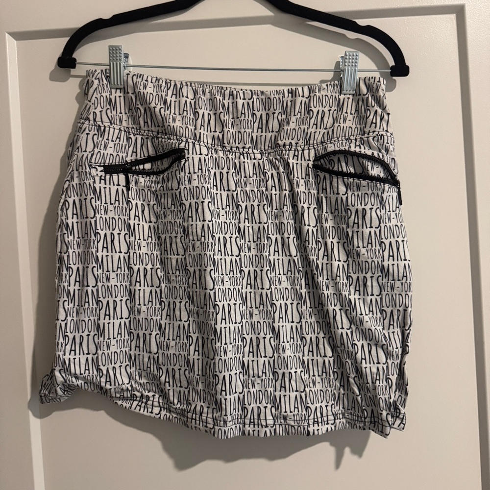 Black and White golf skort